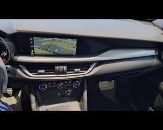 ALFA ROMEO Stelvio usata, con Portellone posteriore elettrico