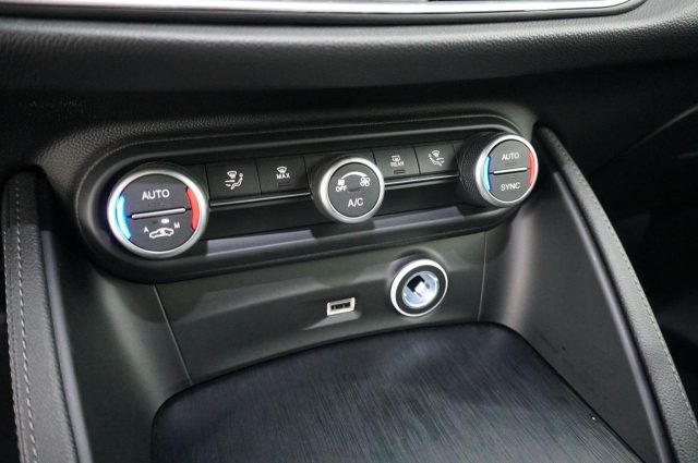 ALFA ROMEO Stelvio usata, con Servosterzo