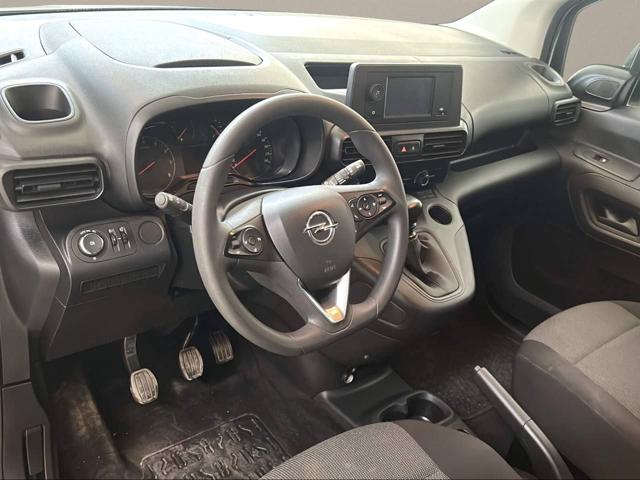 OPEL Combo usata, con USB