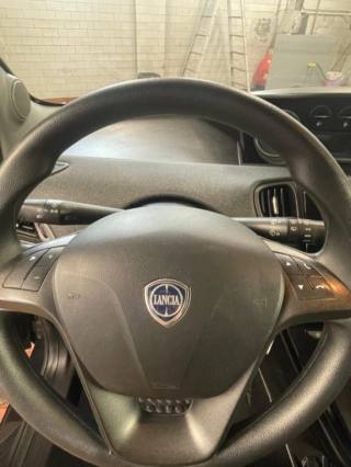 LANCIA Ypsilon usata, con ESP