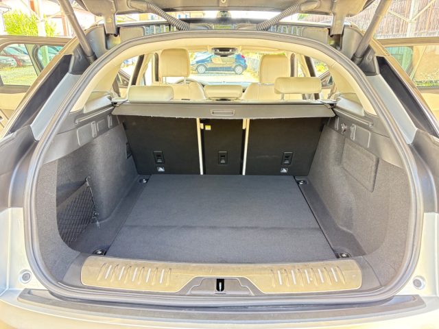 LAND ROVER Range Rover Velar usata, con Volante in pelle