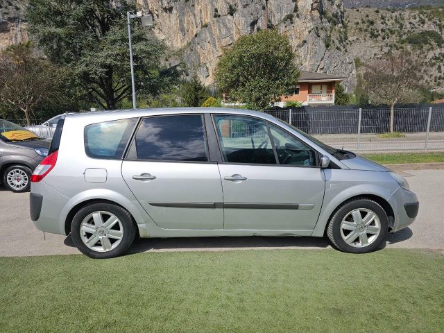 RENAULT Grand Scenic usata, con Climatizzatore
