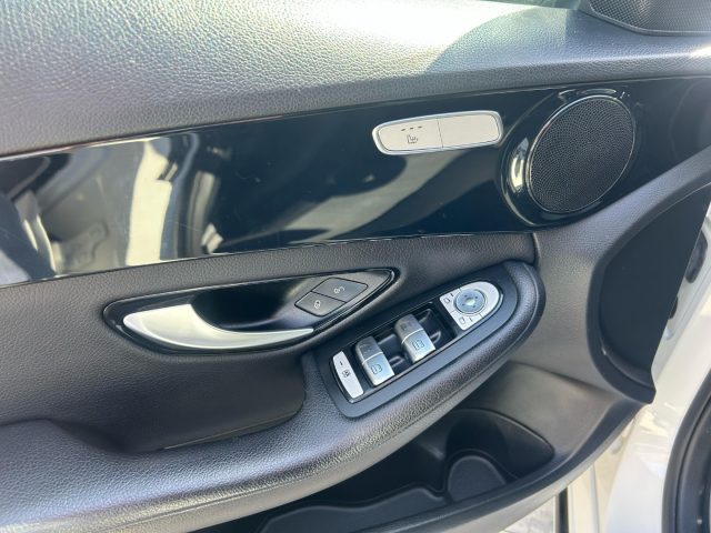 MERCEDES-BENZ C 200 usata, con Lettore CD