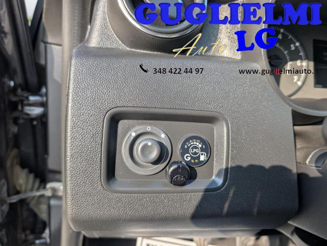 DACIA Duster usata, con MP3