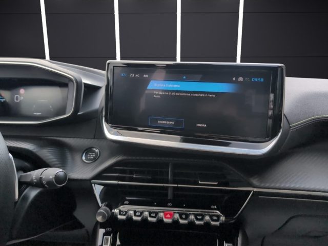PEUGEOT 2008 usata, con MP3