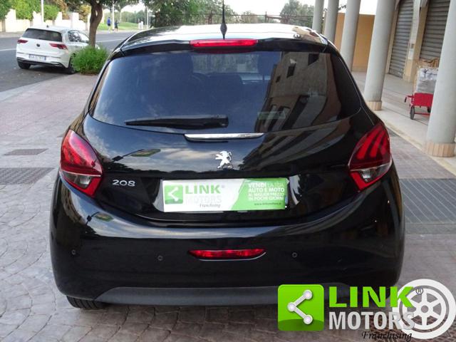 PEUGEOT 208 usata, con Alzacristalli elettrici