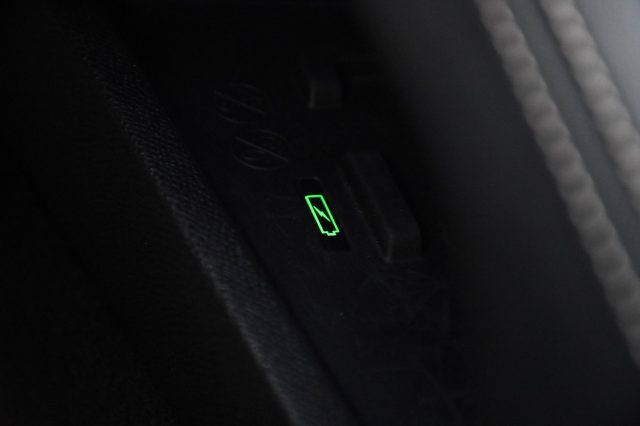 PEUGEOT 508 usata, con Sensori di parcheggio anteriori