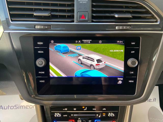 VOLKSWAGEN Tiguan usata, con Leve al volante
