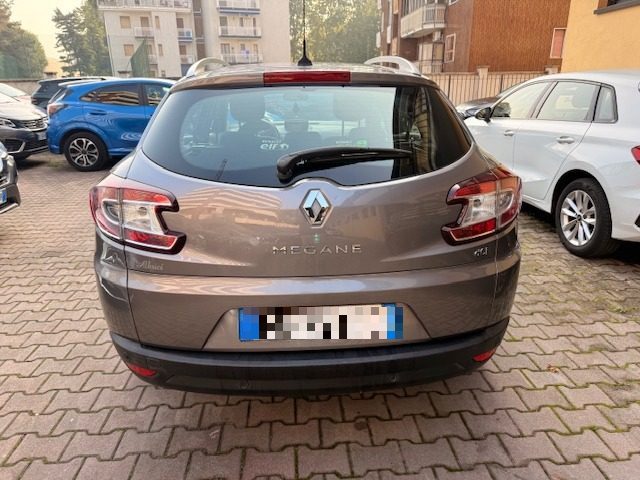 RENAULT Megane usata, con Alzacristalli elettrici