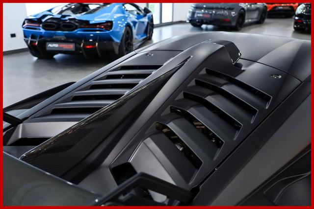 LAMBORGHINI Huracan usata 9