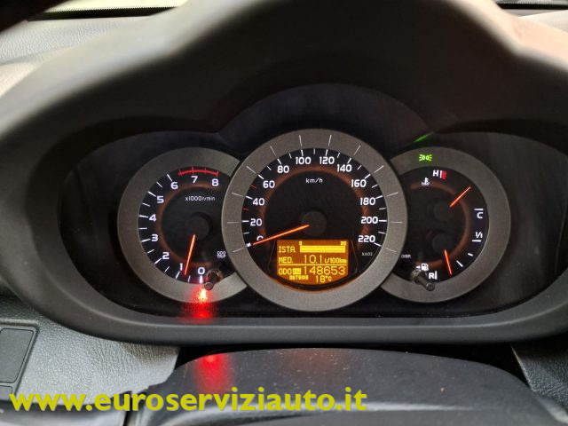 TOYOTA RAV 4 usata, con Regolazione elettrica sedili