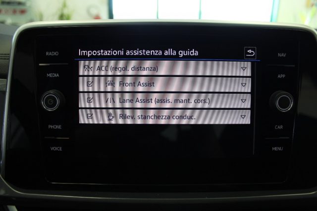 VOLKSWAGEN T-Roc usata, con Controllo elettronico della corsia