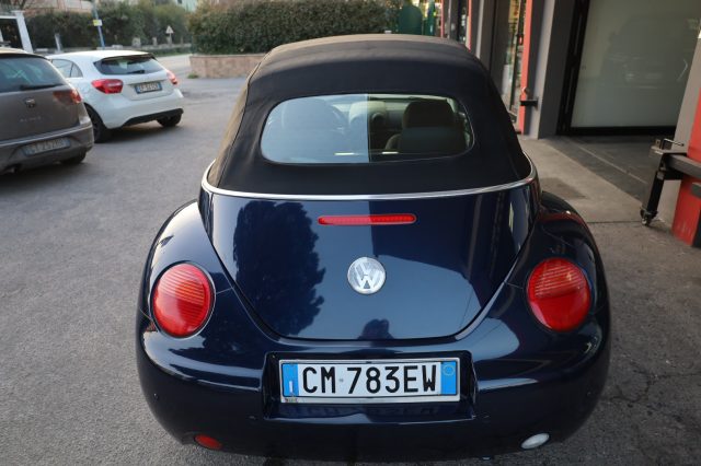 VOLKSWAGEN New Beetle usata 22