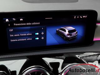 MERCEDES-BENZ A 180 usata, con Specchietto retrovisore con funzione antiabbagliamento