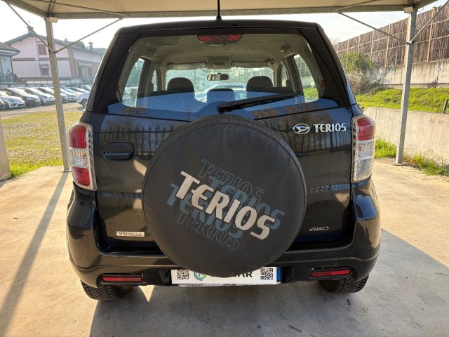 DAIHATSU Terios usata, con Autoradio