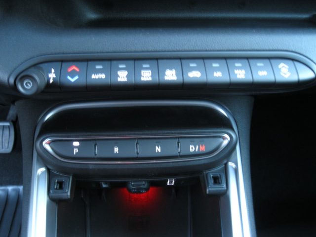 JEEP Avenger usata, con Luci diurne LED