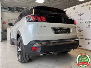 PEUGEOT 3008 usata, con Sensori di parcheggio posteriori