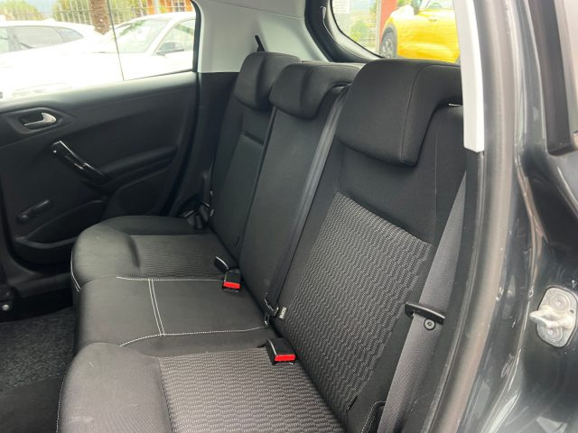 PEUGEOT 208 usata, con Climatizzatore