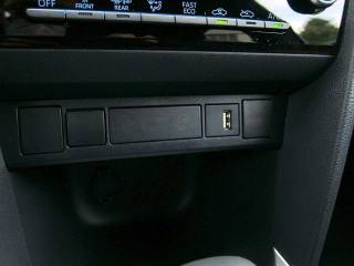 TOYOTA Yaris Cross usata, con Sound system