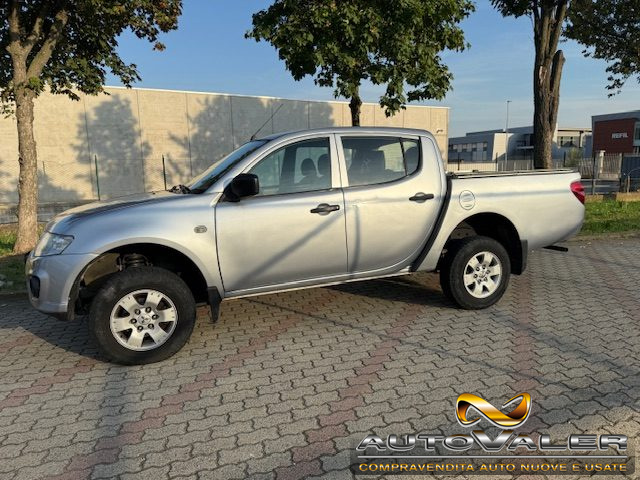 MITSUBISHI L200 usata, con Autoradio