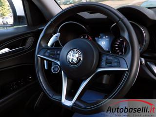 ALFA ROMEO Stelvio usata, con Sensore di luce