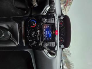 LANCIA Ypsilon usata, con MP3