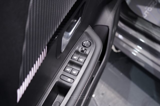 PEUGEOT 208 usata, con Cruise Control
