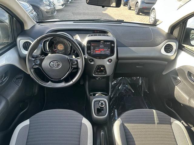 TOYOTA Aygo usata, con Fari LED