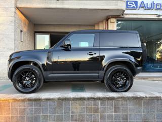 LAND ROVER Defender usata, con Boardcomputer