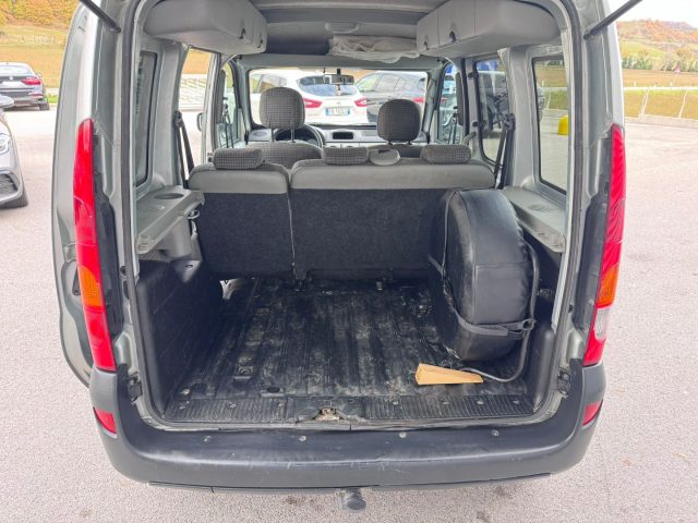 RENAULT Kangoo usata 17