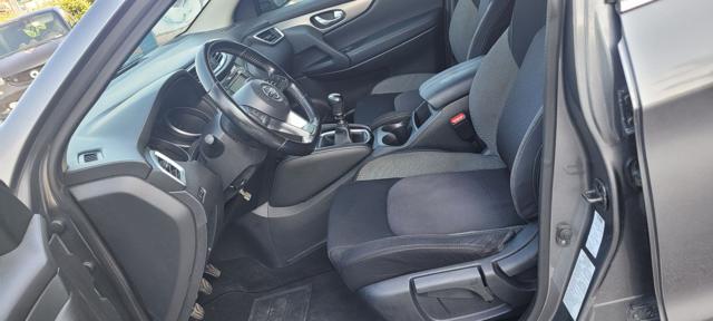 NISSAN Qashqai usata, con Autoradio