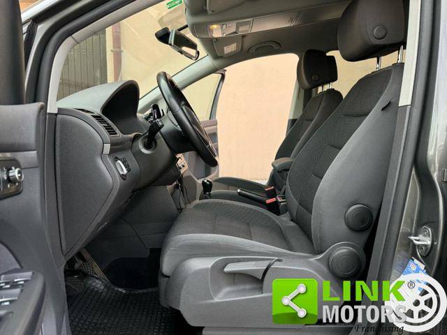 VOLKSWAGEN Touran usata, con Sensore di luce