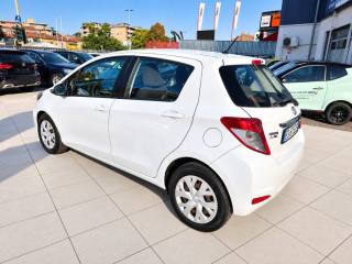 TOYOTA Yaris usata, con Cerchi in lega
