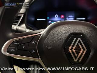 RENAULT Clio usata, con Touch screen