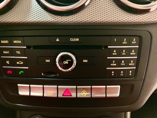 MERCEDES-BENZ B 180 usata, con Cronologia tagliandi