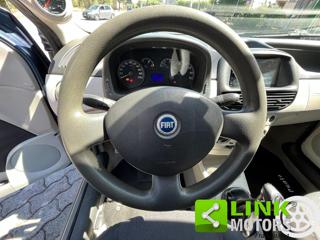 FIAT Punto usata, con Telecamera per parcheggio assistito
