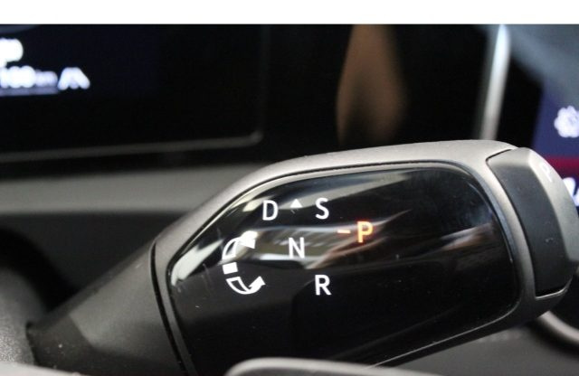 VOLKSWAGEN Tiguan usata, con Autoradio