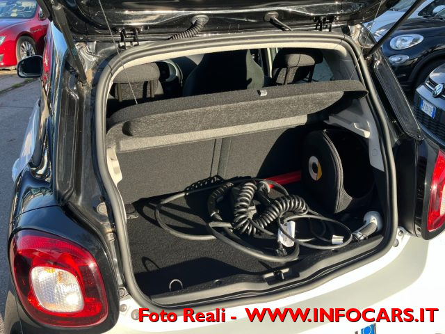 SMART ForFour usata, con Luci diurne