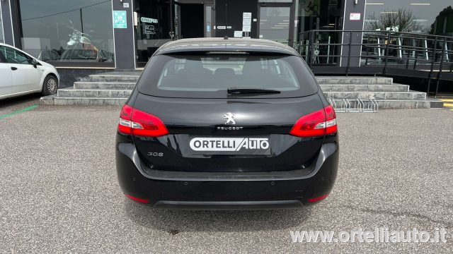 PEUGEOT 308 usata, con Boardcomputer