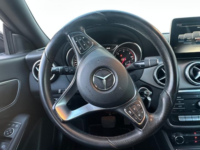 MERCEDES-BENZ CLA 200 usata, con Vetri oscurati