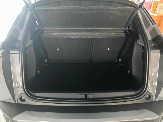 PEUGEOT 2008 usata, con Park Distance Control