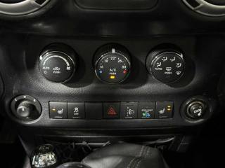 JEEP Wrangler usata, con Specchietti laterali elettrici