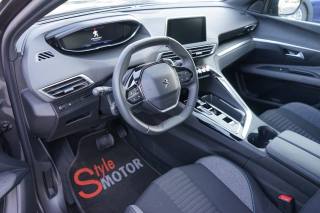 PEUGEOT 3008 usata, con Cerchi in lega