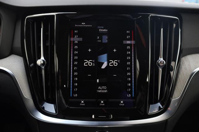 VOLVO V60 usata, con Hill holder
