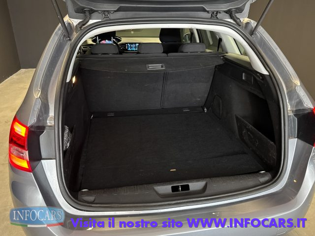 PEUGEOT 308 usata, con Touch screen