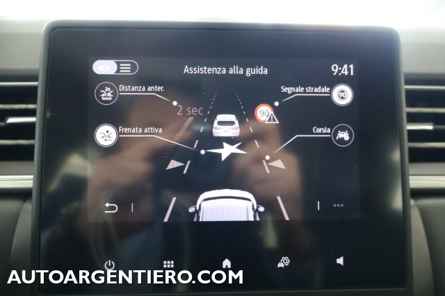 RENAULT Captur usata, con Volante in pelle