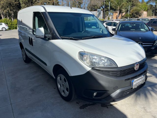 FIAT Doblo usata, con Alzacristalli elettrici