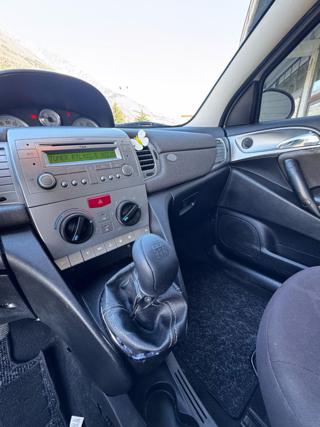 LANCIA Ypsilon usata, con Immobilizzatore elettronico