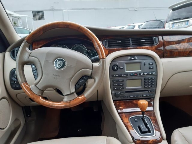 JAGUAR X-Type usata, con Antifurto
