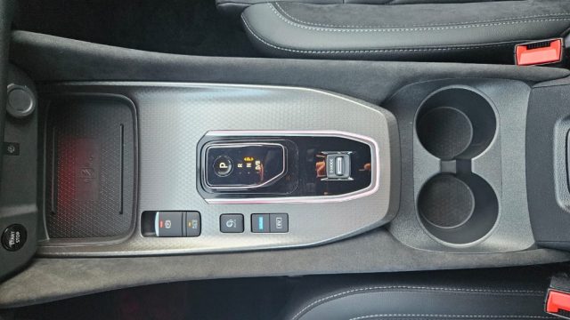NISSAN Qashqai usata, con Touch screen